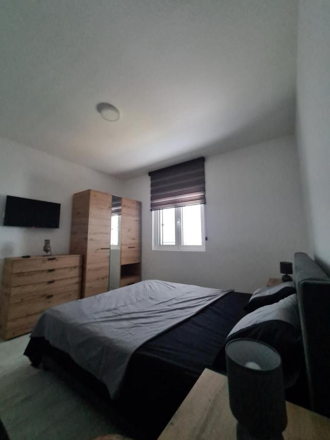 Apartment Nikcevic 蒂瓦特 外观 照片