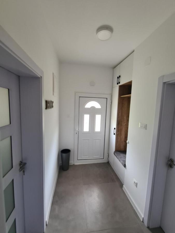 Apartment Nikcevic 蒂瓦特 外观 照片