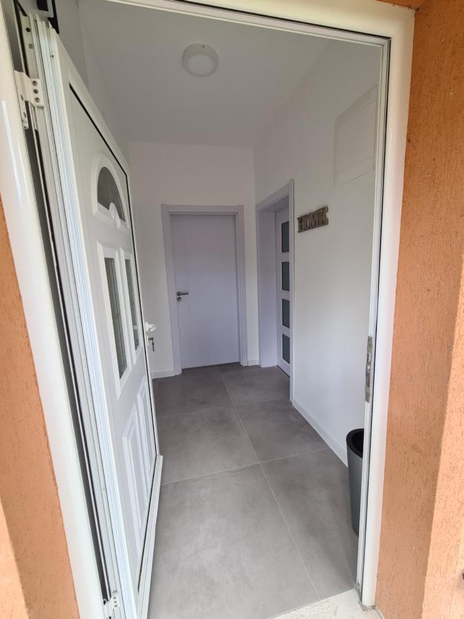 Apartment Nikcevic 蒂瓦特 外观 照片
