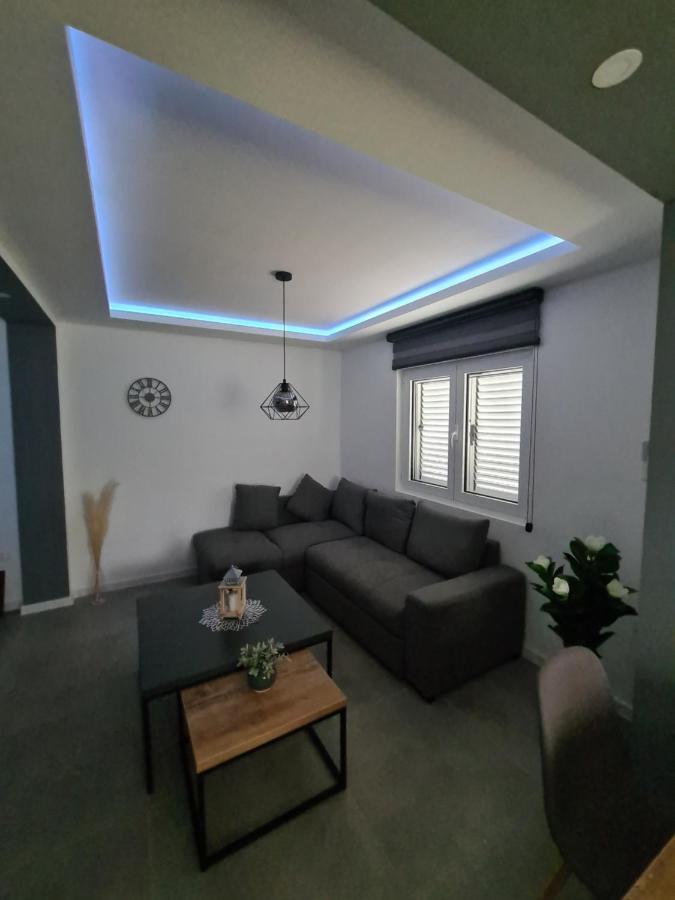 Apartment Nikcevic 蒂瓦特 外观 照片